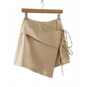 NEW JIJI women's doll mini skirt in cream